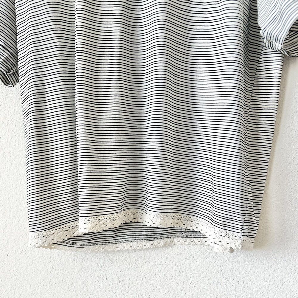 Anthropologie Pilcro Yours Truly Graphic Tee Shirt NWT Size Medium - Picture 8 of 13